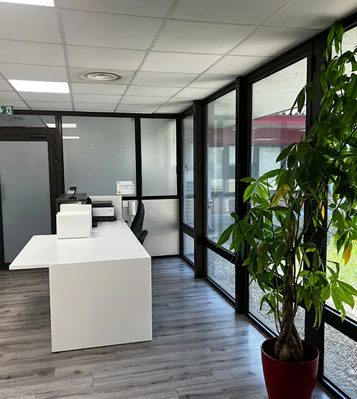 Image du hall d'accueil de notre clinique pédagogique