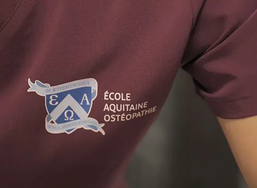 Image de notre logo sur une blouse